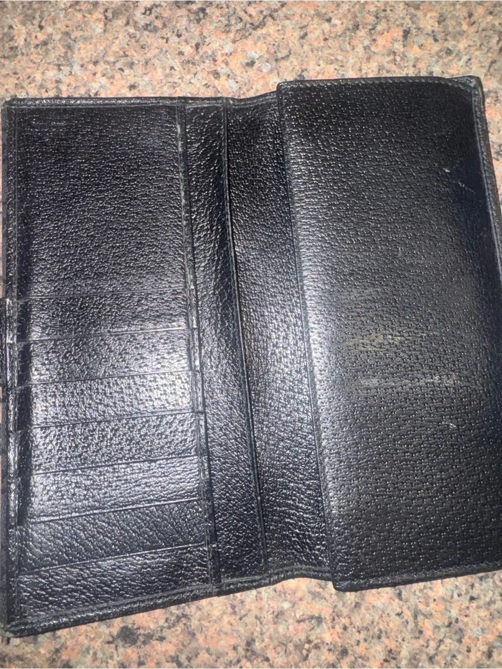 Gucci Black GG Canvas Wallet - Picture 5 of 7